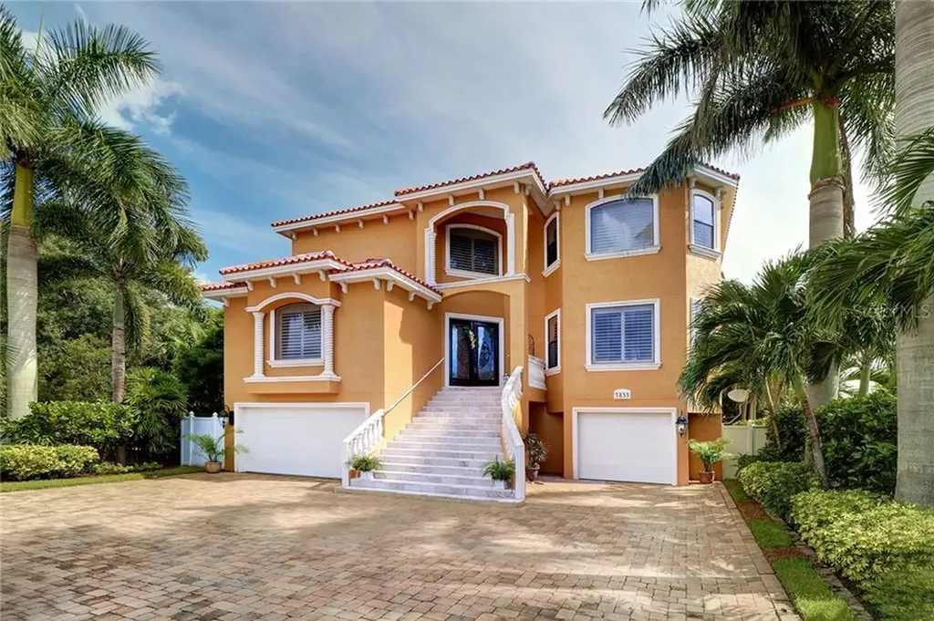 5835 Bayou Grande Boulevard NE St Petersburg FL 33703