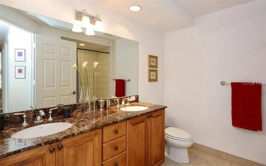 100 Central Avenue Sarasota FL 34236