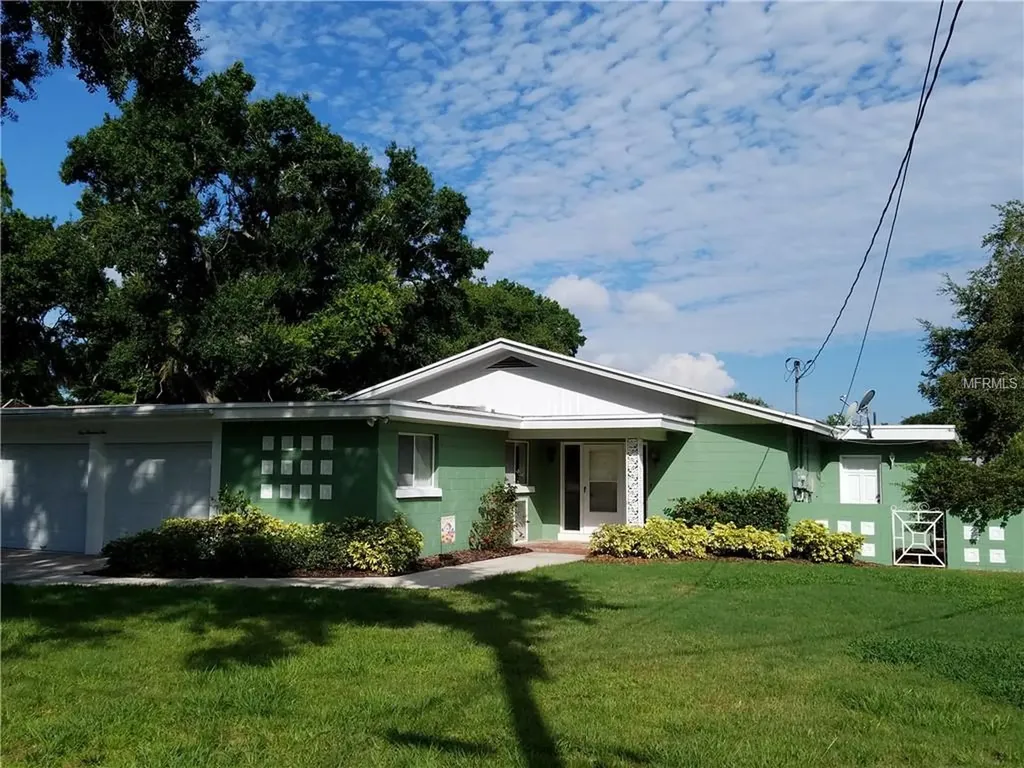 105 Pasco Road Winter Haven FL 33884