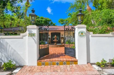 140 Faubel Street Sarasota FL 34242