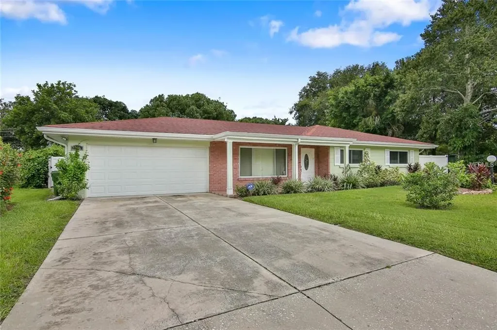 2206 Sunnyside Lane Sarasota FL 34239