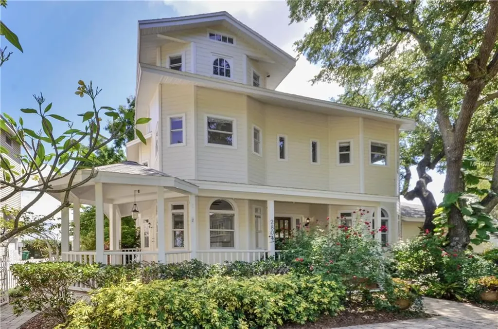 2804 Old Bayshore Way Tampa FL 33611