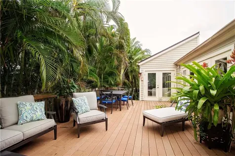 1205 Sea Plume Way Sarasota FL 34242