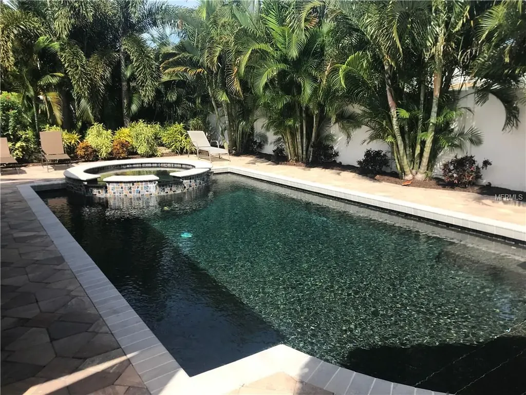 6108 10th Avenue W Bradenton FL 34209