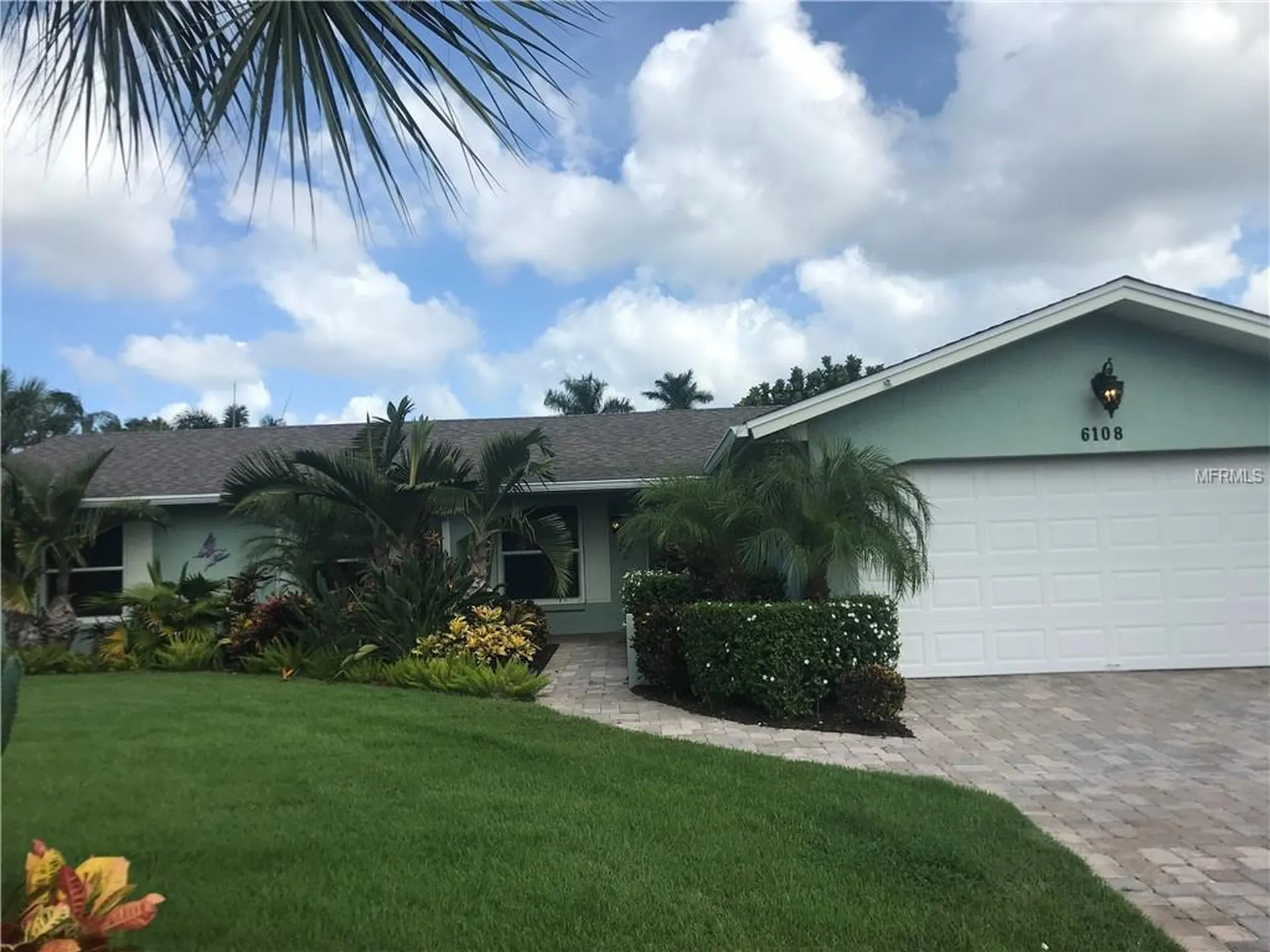 6108 10th Avenue W Bradenton FL 34209