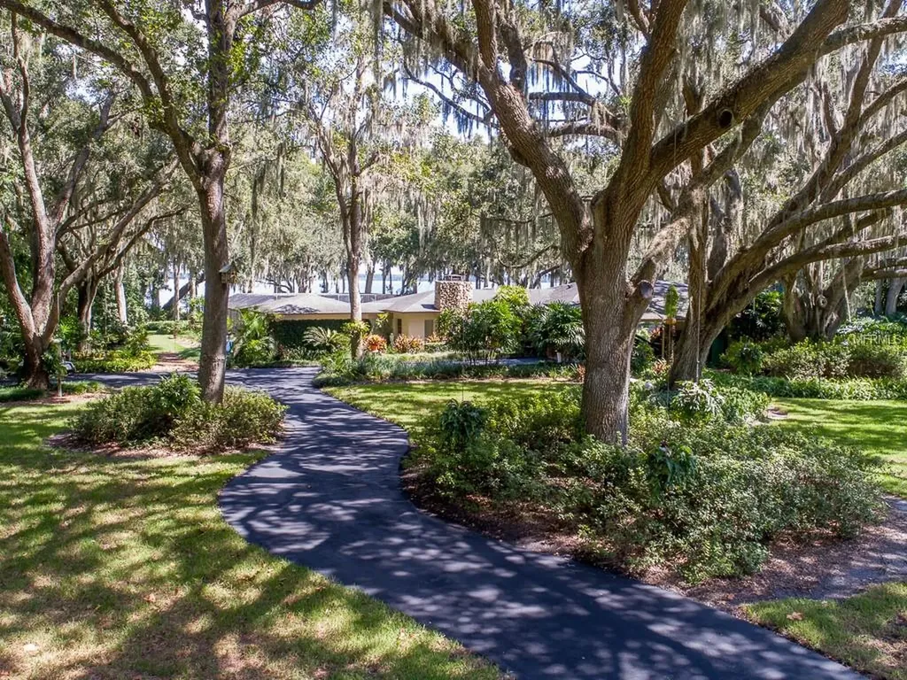 1224 Howard Road Leesburg FL 34748