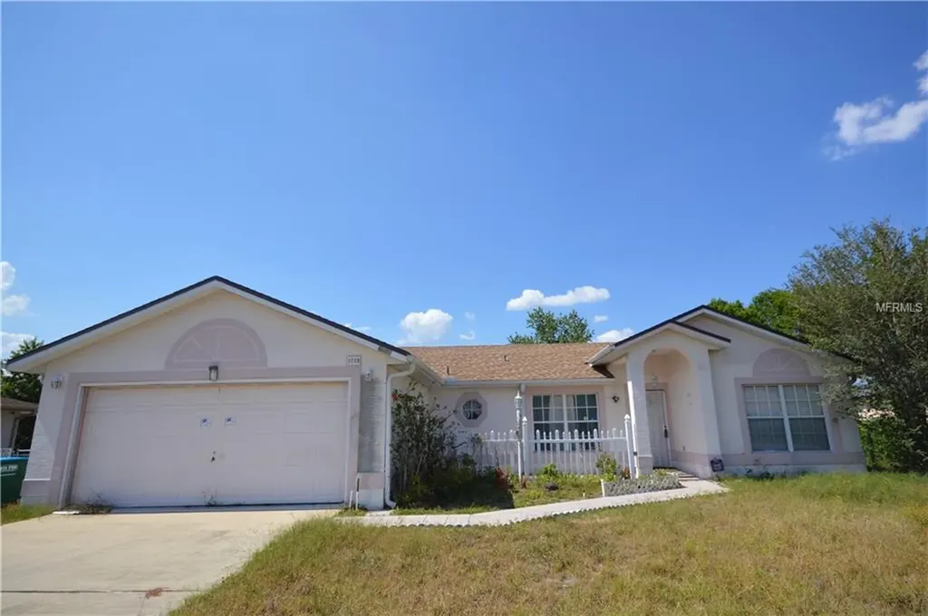 1018 Falcon Street Deltona FL 32725