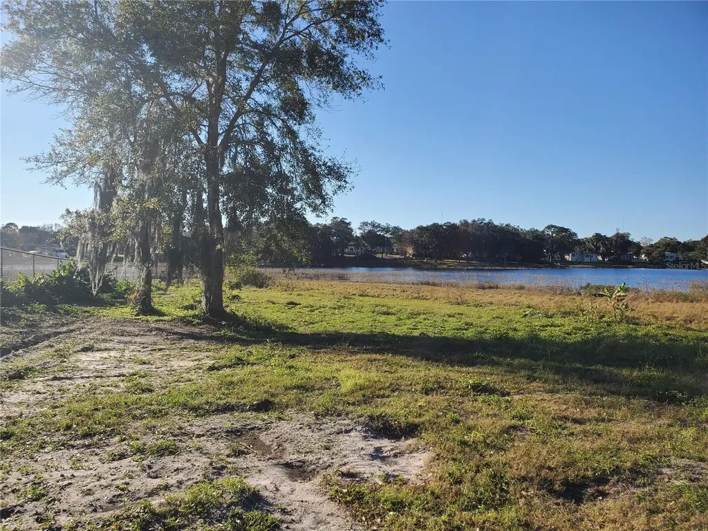 732 Waterfall Circle Deltona FL 32725