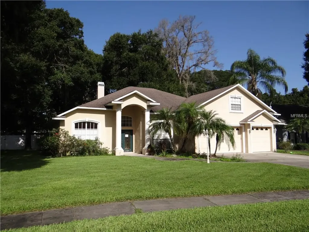 2303 Valrico Forest Drive Valrico FL 33594