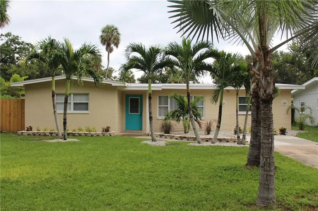 8349 41st Avenue N St Petersburg FL 33709