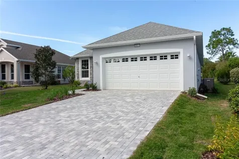 8931 Bridgeport Bay Circle Mount Dora FL 32757