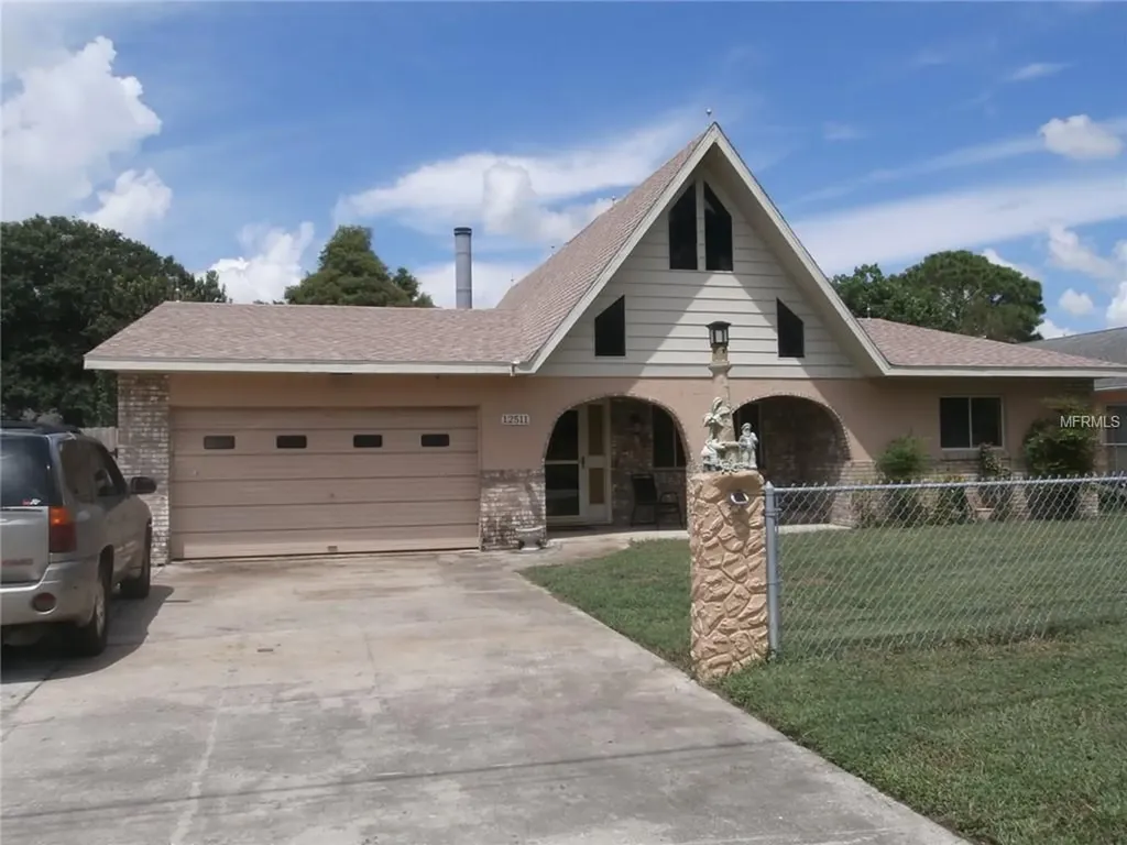 12511 Pine Island Drive Leesburg FL 34788