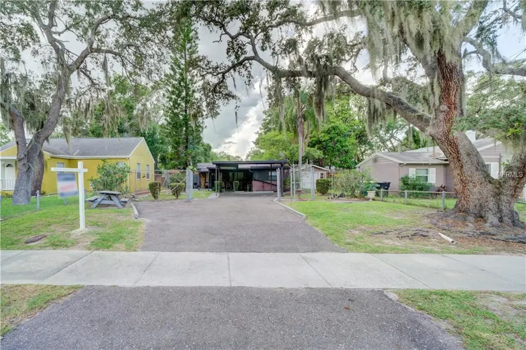 1724 N Washington Avenue Clearwater FL 33755