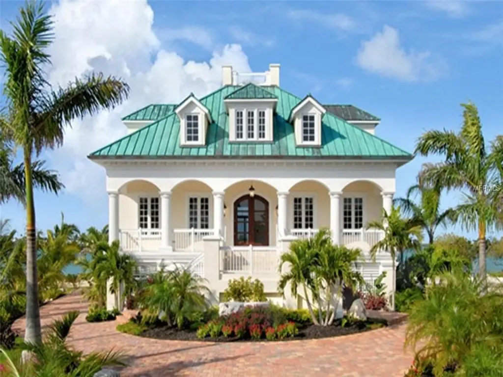 805 Illinois Avenue Palm Harbor FL 34683
