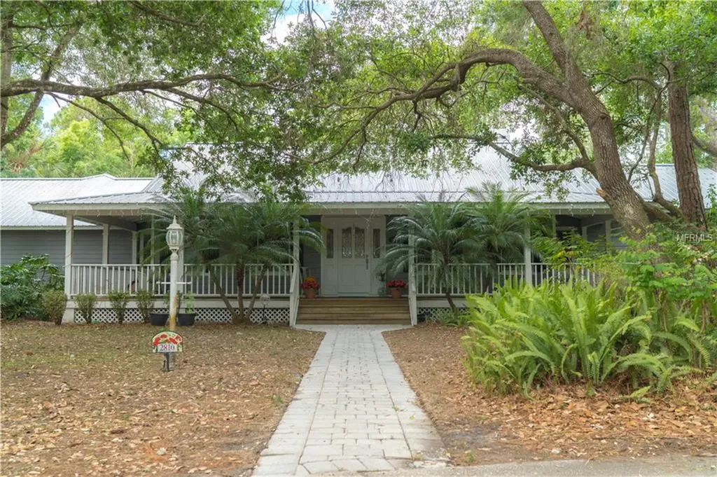 2810 Sarasota Golf Club Boulevard Sarasota FL 34240