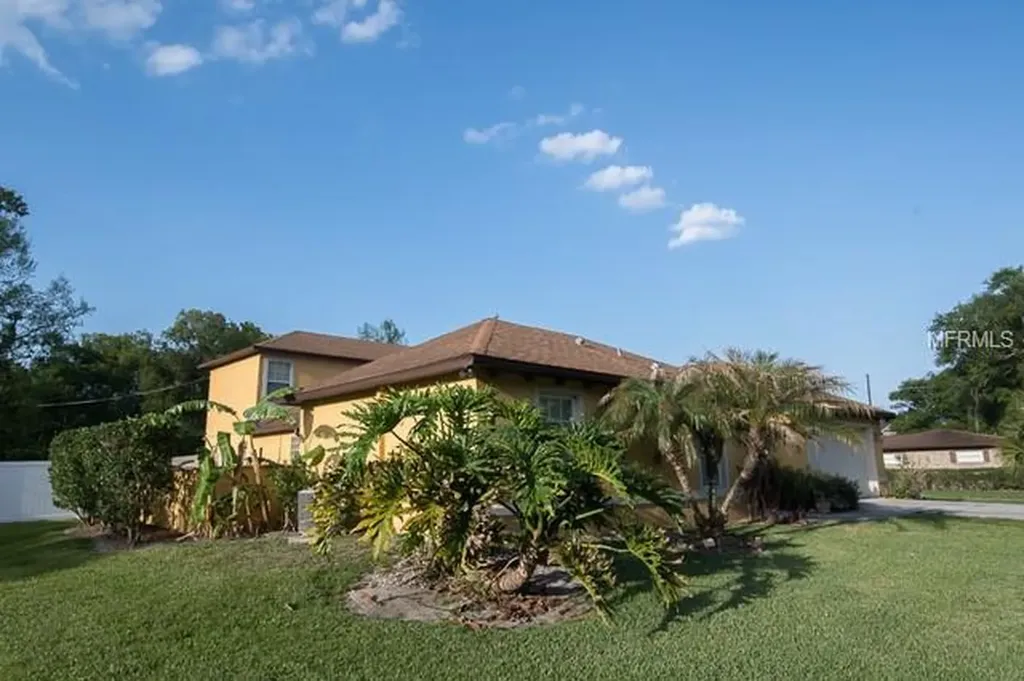 2933 Azalea Road Apopka FL 32703
