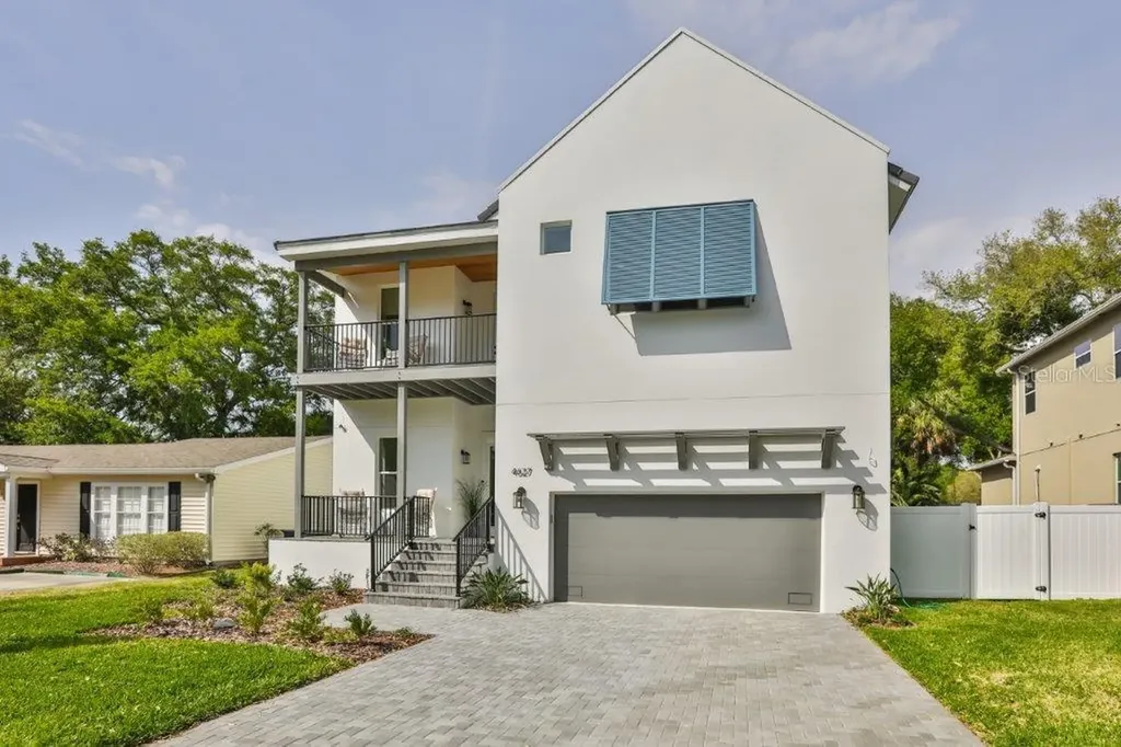 4627 W Kensington Avenue Tampa FL 33629