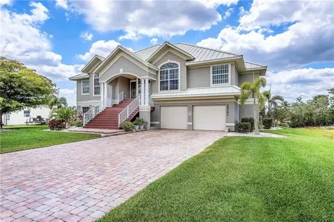 24301 Captain Kidd Boulevard Punta Gorda FL 33955