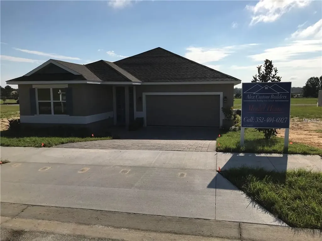 1192 Stratton Avenue Groveland FL 34736