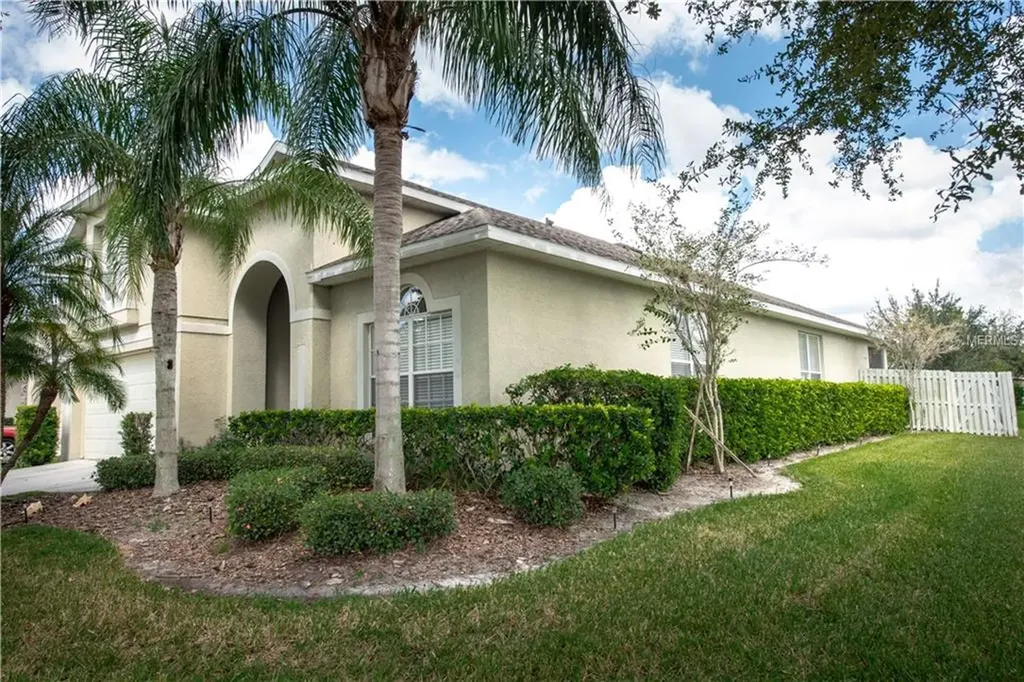 8507 Lake Waverly Lane Orlando FL 32829