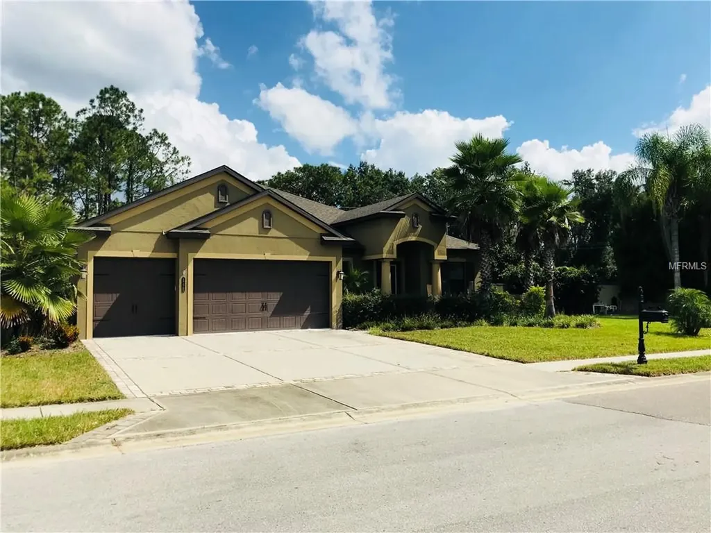 4720 Lago Vista Circle Land O Lakes FL 34639