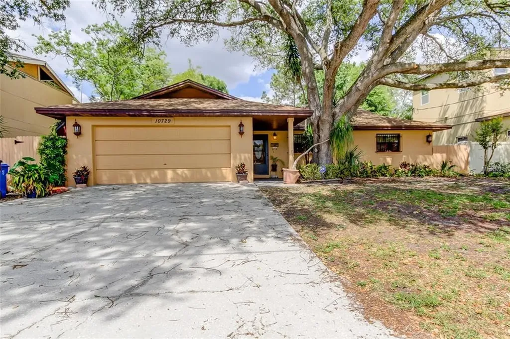 10729 Drummond Road Tampa FL 33615