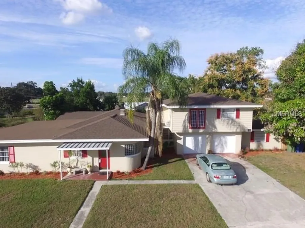 900 Lake Martha Drive NE Winter Haven FL 33881