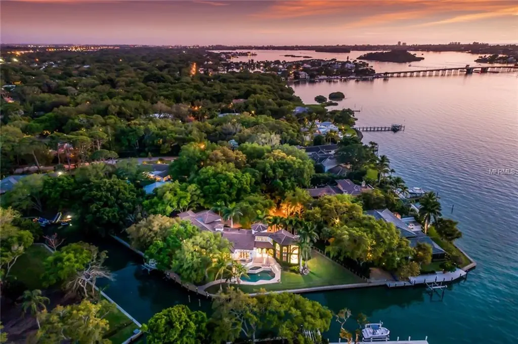 1509 S Lodge Drive Sarasota FL 34239