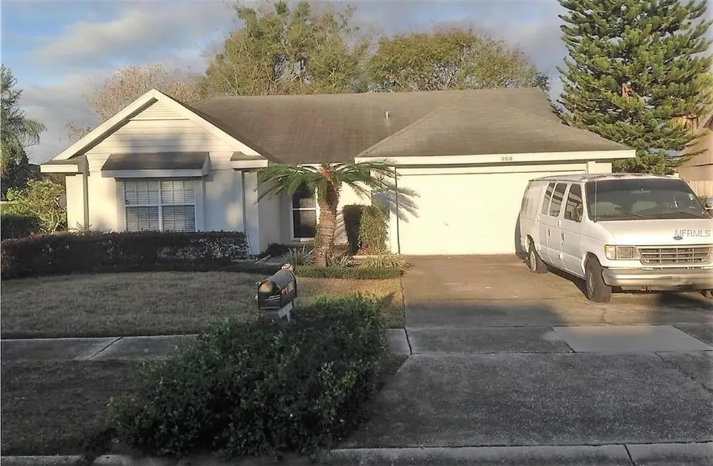 8018 Lesia Circle Orlando FL 32835