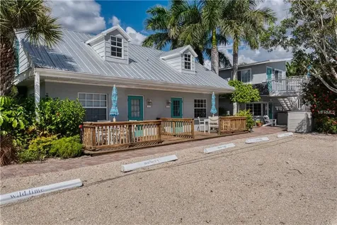 1101-1105 Point Of Rocks Road Sarasota FL 34242