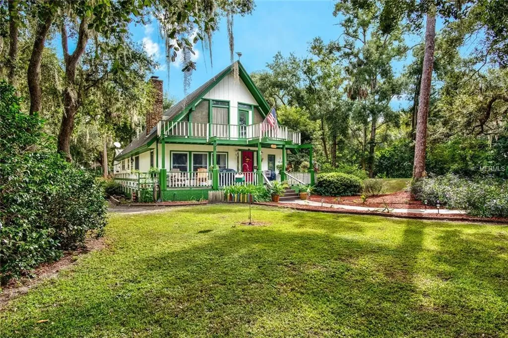 5 Jeffrey Lane Yankeetown FL 34498