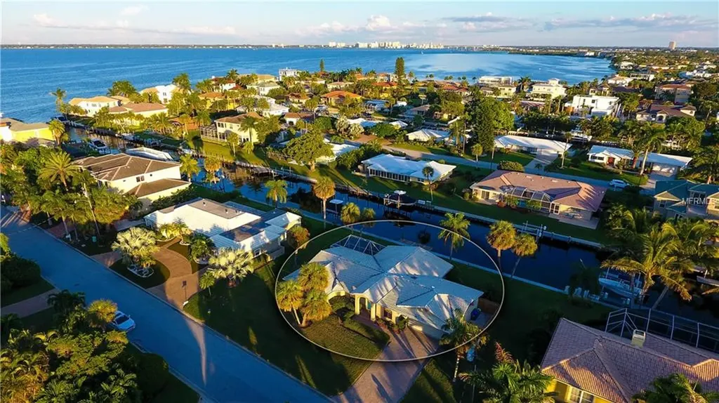 570 Yardarm Lane Longboat Key FL 34228