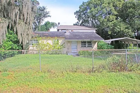 8706 Navajo Avenue Tampa FL 33637
