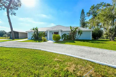 3120 Lena Lane Sarasota FL 34240