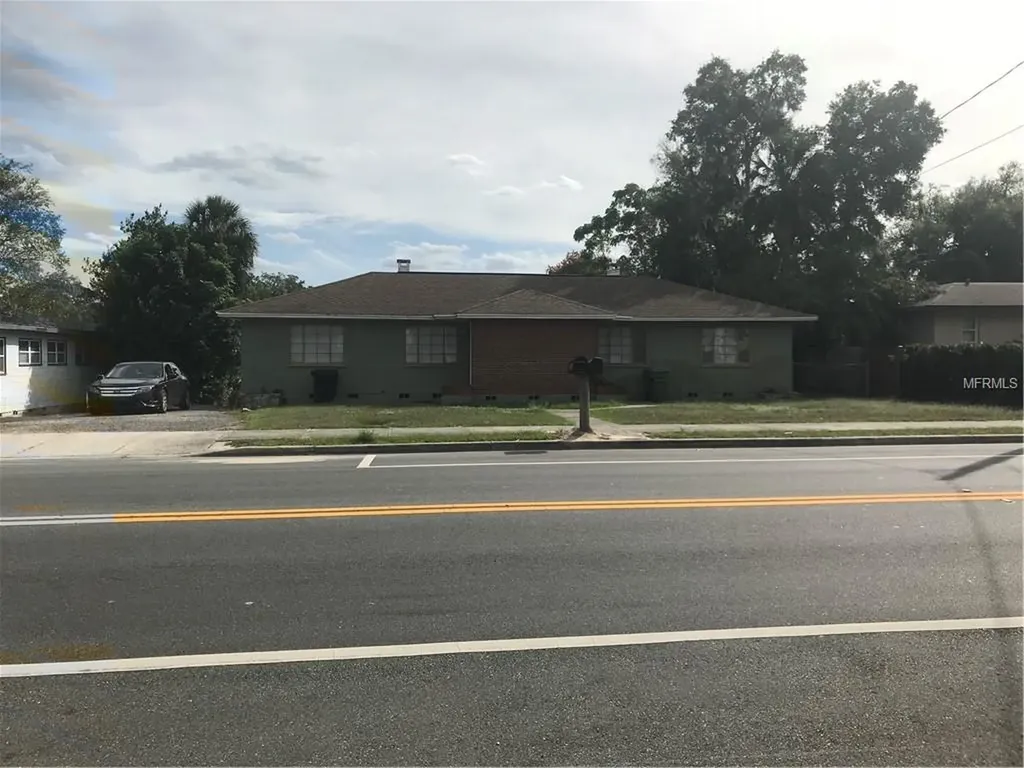 1511 W Main Street Leesburg FL 34748