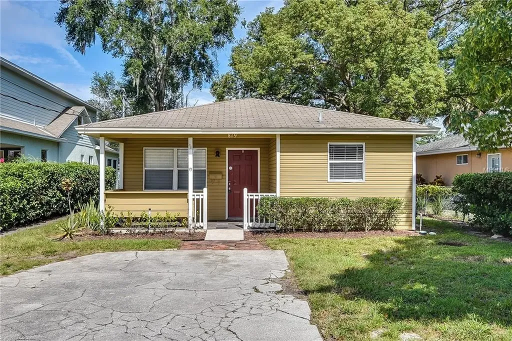 819 W Comstock Avenue Winter Park FL 32789