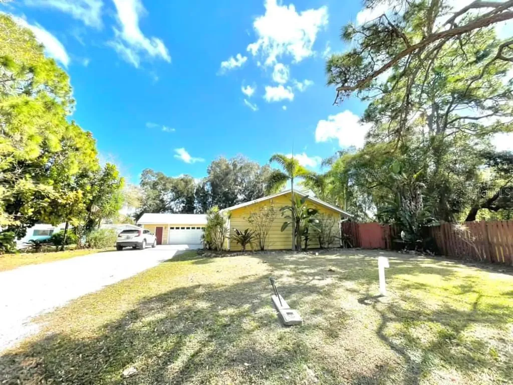 4207 Olive Avenue Sarasota FL 34231