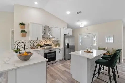 5650 NE 4th Avenue Ocala FL 34479
