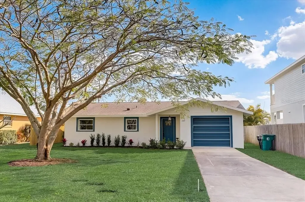2307 10th Street W Palmetto FL 34221