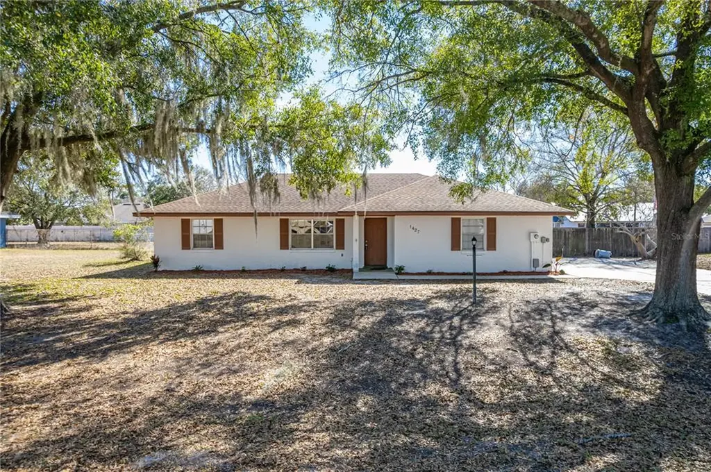 1427 Covey Circle N Lakeland FL 33809