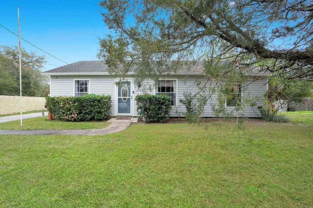 2107 Lake Pickett Road Orlando FL 32826