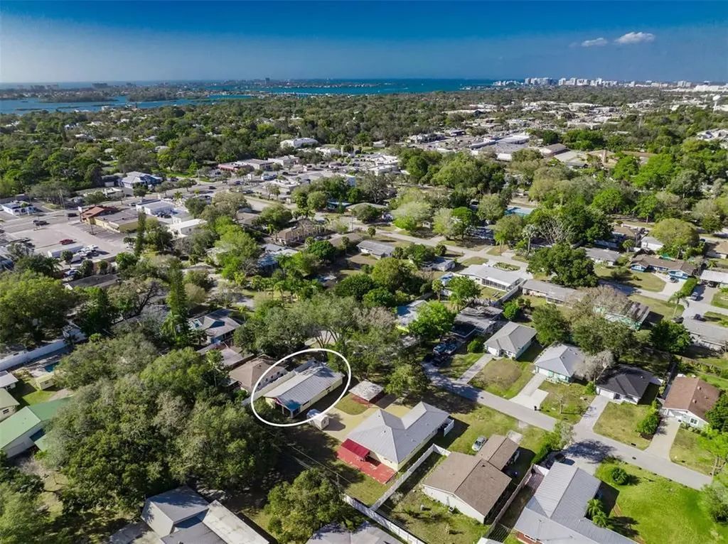 2116 Florinda Street Sarasota FL 34231