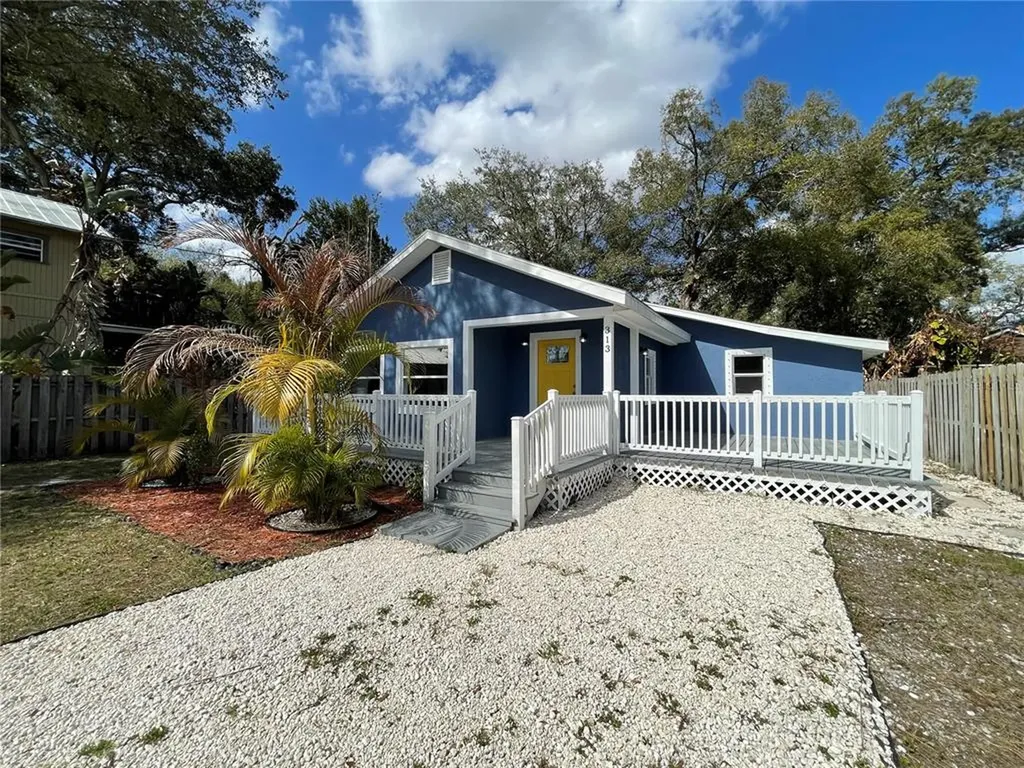 313 W Wilder Avenue Tampa FL 33603
