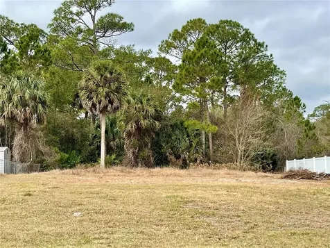 719 Cloverleaf Boulevard Deltona FL 32725