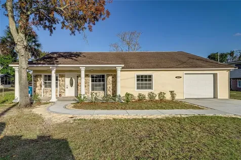 1607 N 18th Street Haines City FL 33844