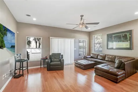 4553 Amberly Oaks Court Tampa FL 33614