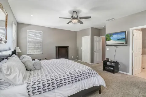 4553 Amberly Oaks Court Tampa FL 33614