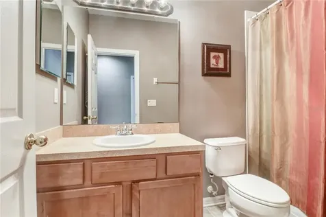 4553 Amberly Oaks Court Tampa FL 33614