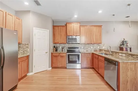 4553 Amberly Oaks Court Tampa FL 33614