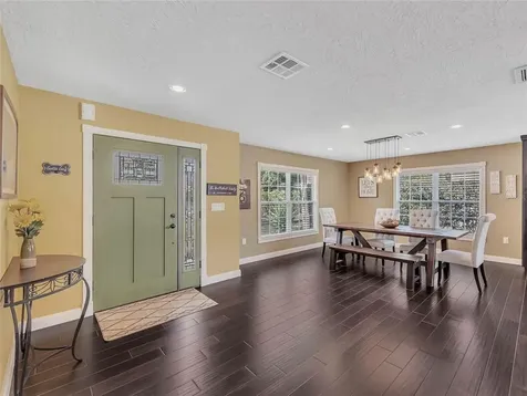 3847 N Lake Orlando Parkway Orlando FL 32808
